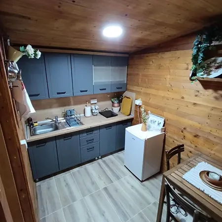 Vikendica Djokanovic Ferienhaus Bratunac